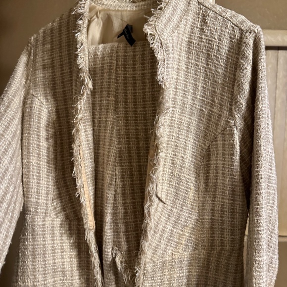 Pant suit - Picture 3 of 3